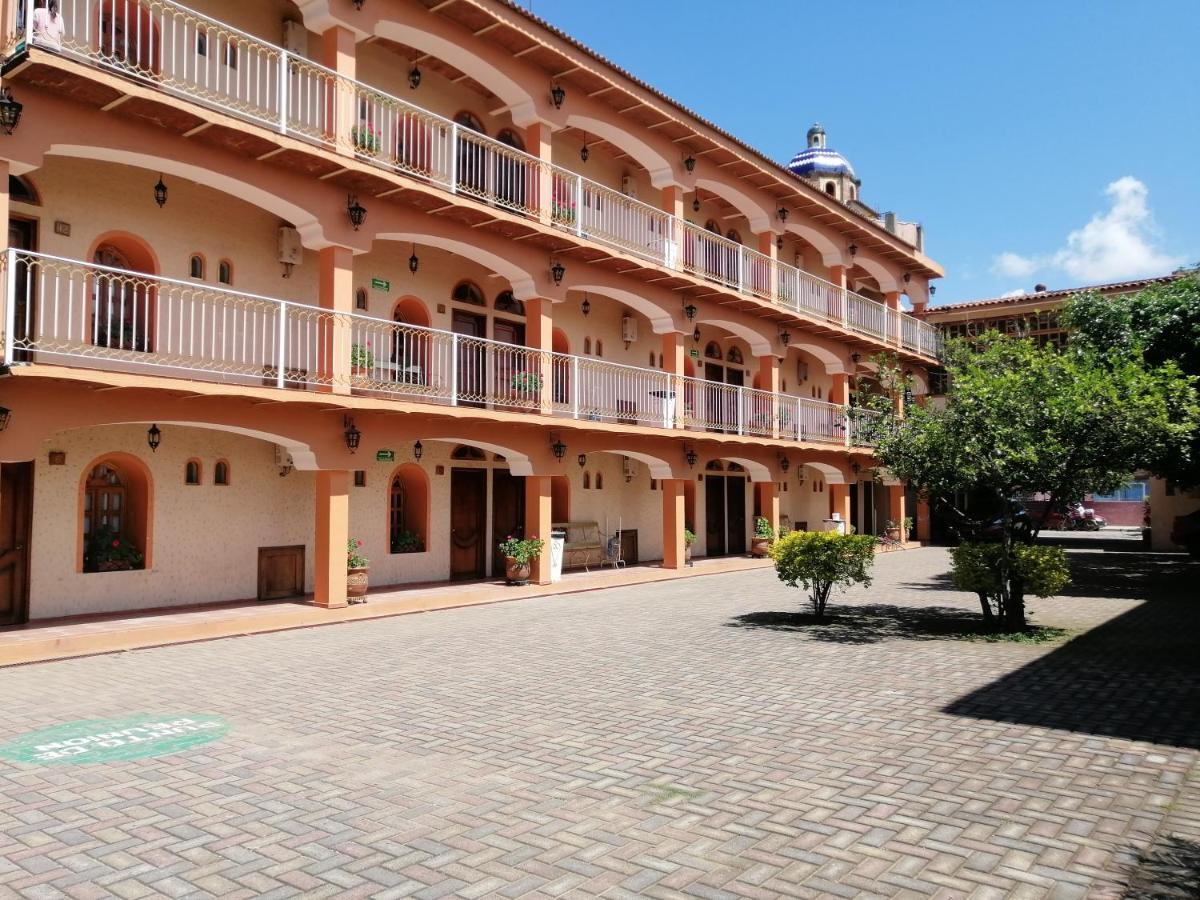 Hotel Providencia タルパ・デ・アジェンデ エクステリア 写真