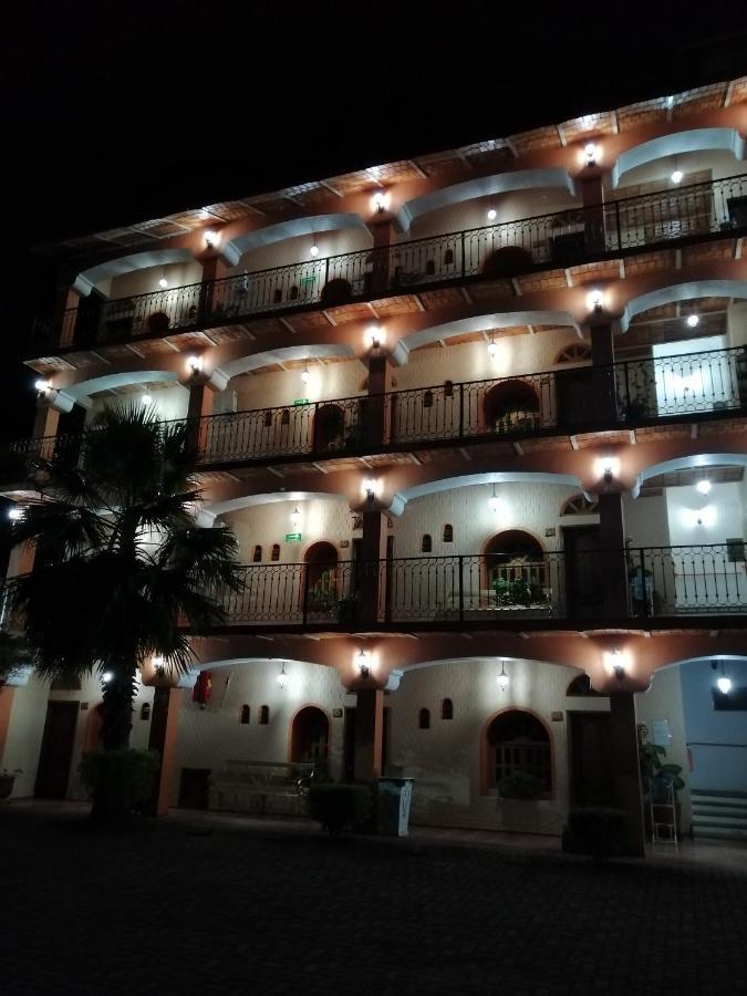 Hotel Providencia タルパ・デ・アジェンデ エクステリア 写真