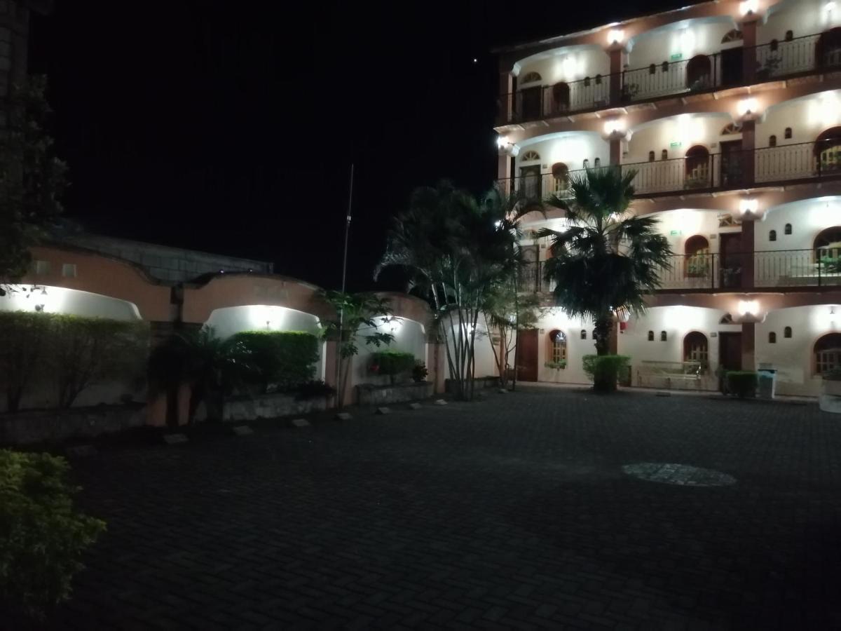 Hotel Providencia タルパ・デ・アジェンデ エクステリア 写真
